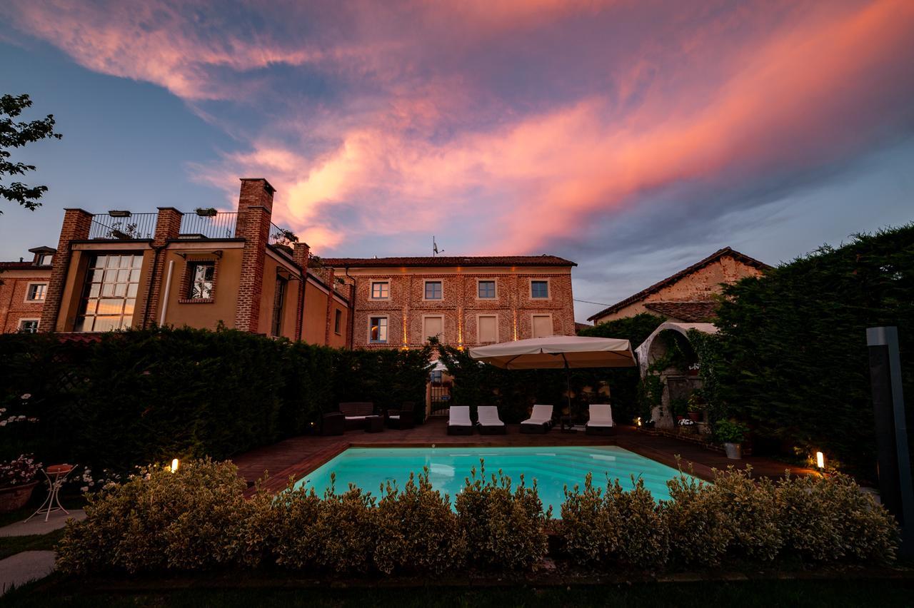 Hotel Il Campanile Cherasco Exterior foto